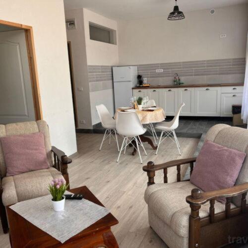Premont Studios Ghimbav Екстериор снимка
